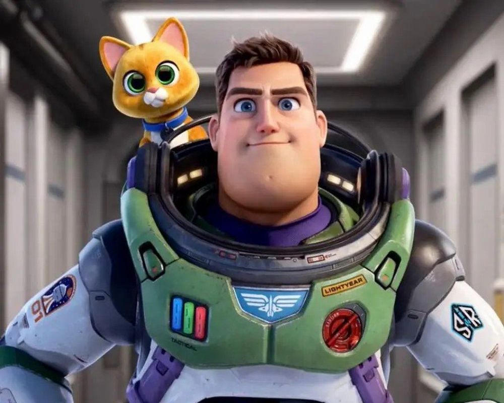 Lightyear 2.jpg Lightyear 2.jpg